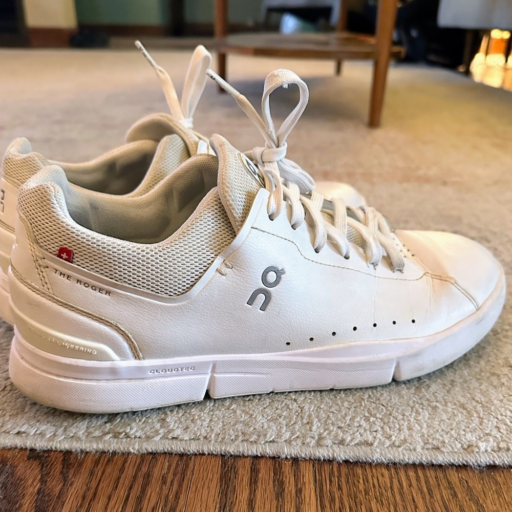 On Running White Sneakers Sleek Minimalist Design
